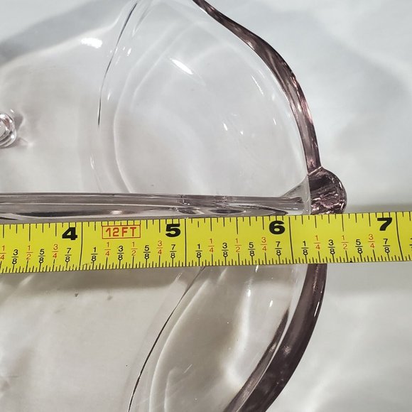 Lilac Pink Glass Round Leaf Divided Relish Dish Candy Bowl scalloped footed 6.5" - Picture 8 of 11